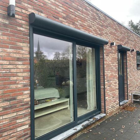 Prachtig Guesthouse Met Gratis Parkeren Maasmechelen Eksteriør bilde